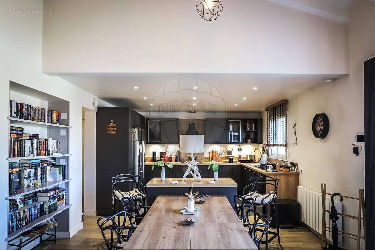 Maison à VAUX-SUR-MER