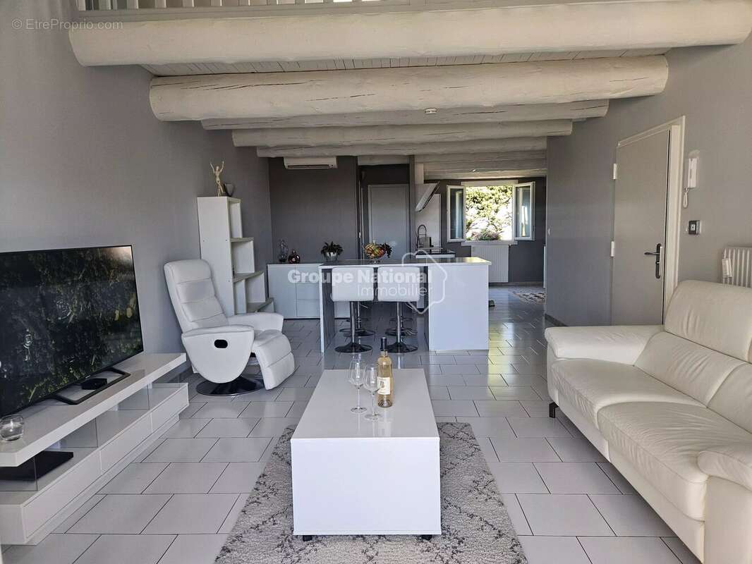 Appartement à MONTEUX