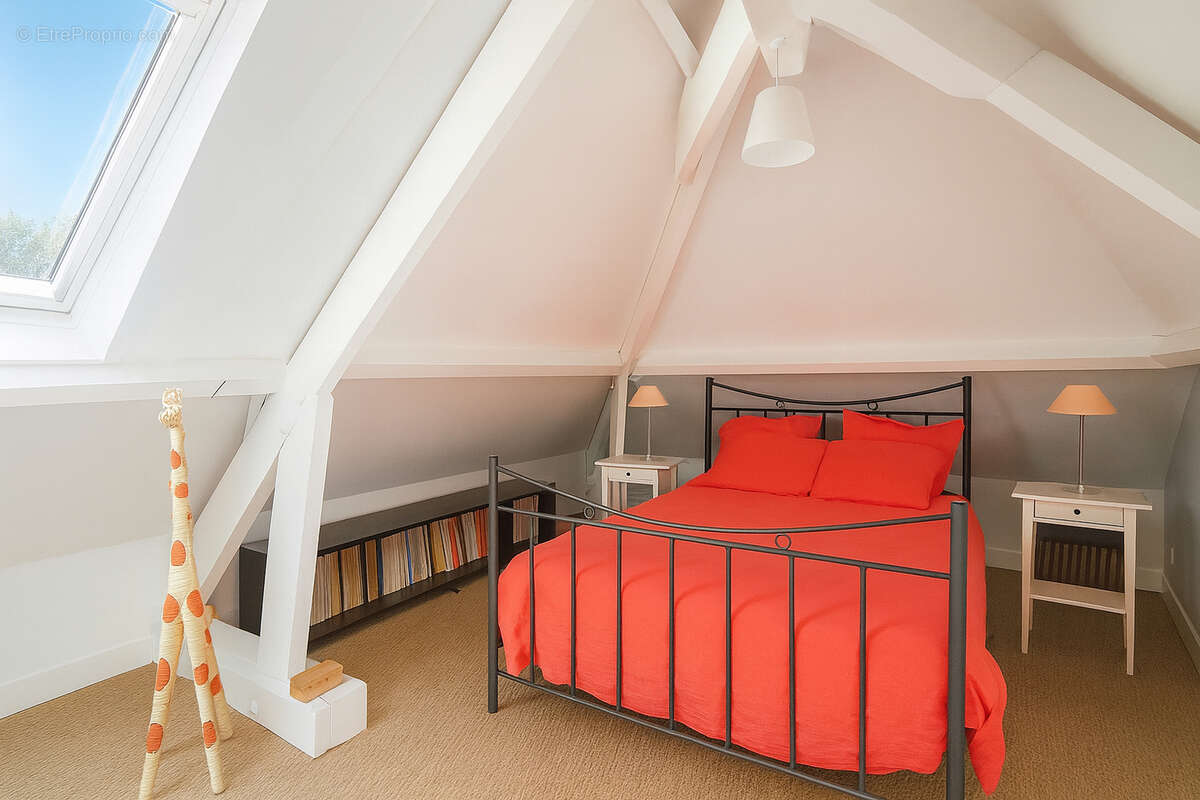 Maison à LA TURBALLE