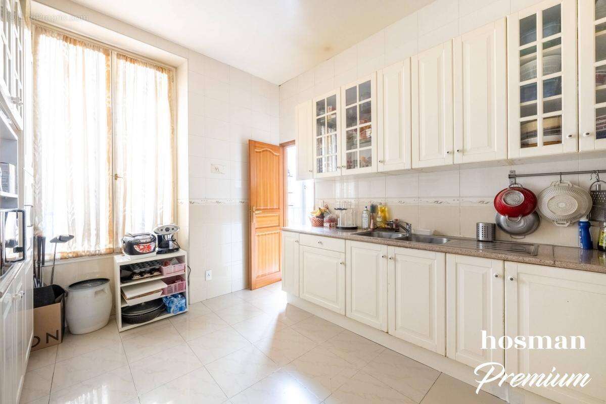 Appartement à PARIS-10E