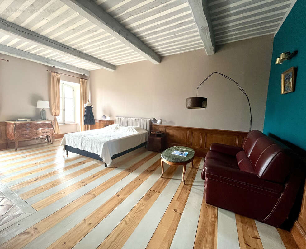 Maison à BOURG-SAINT-ANDEOL