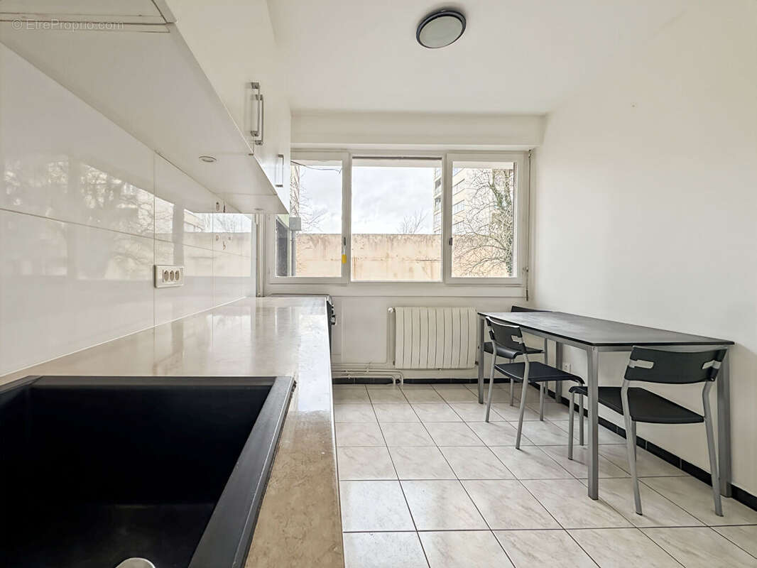 Appartement à ROSNY-SOUS-BOIS