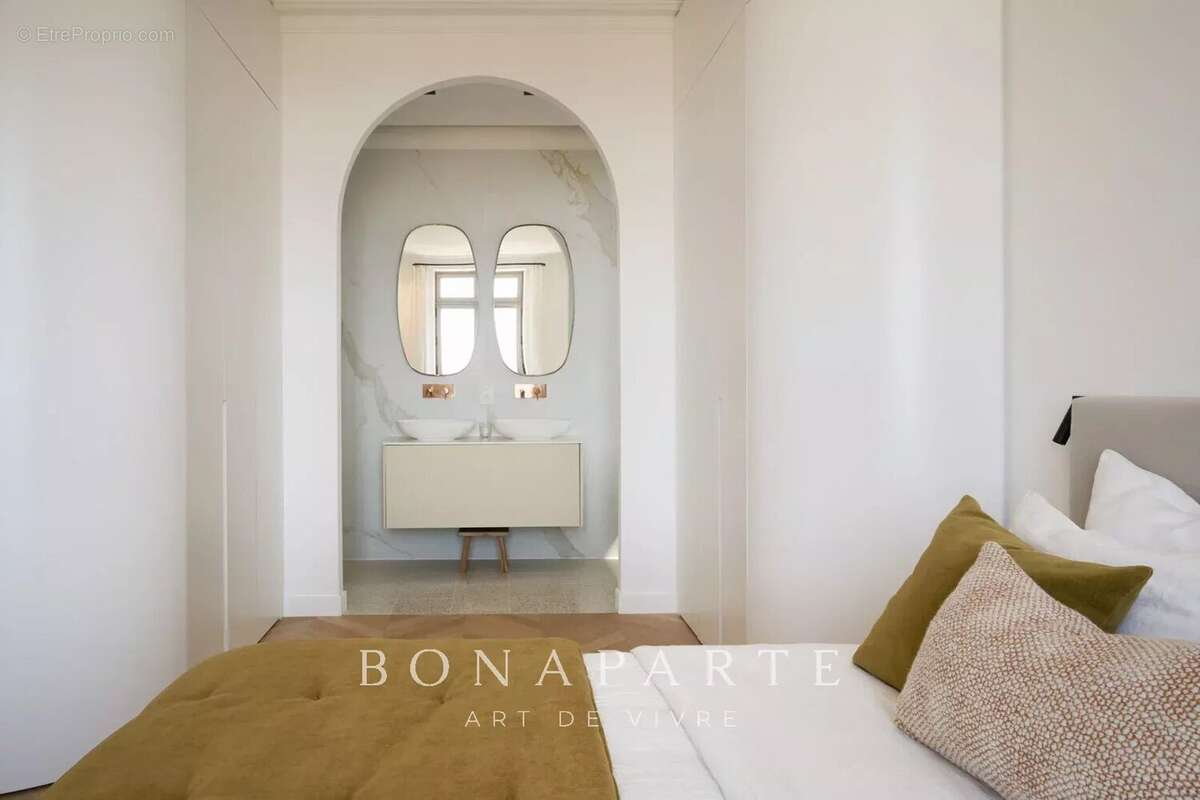 Maison à SAINT-RAPHAEL