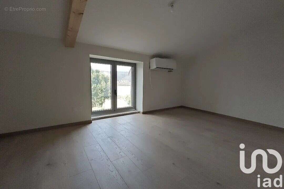 Photo 8 - Maison à SAINT-CLAIR-DU-RHONE