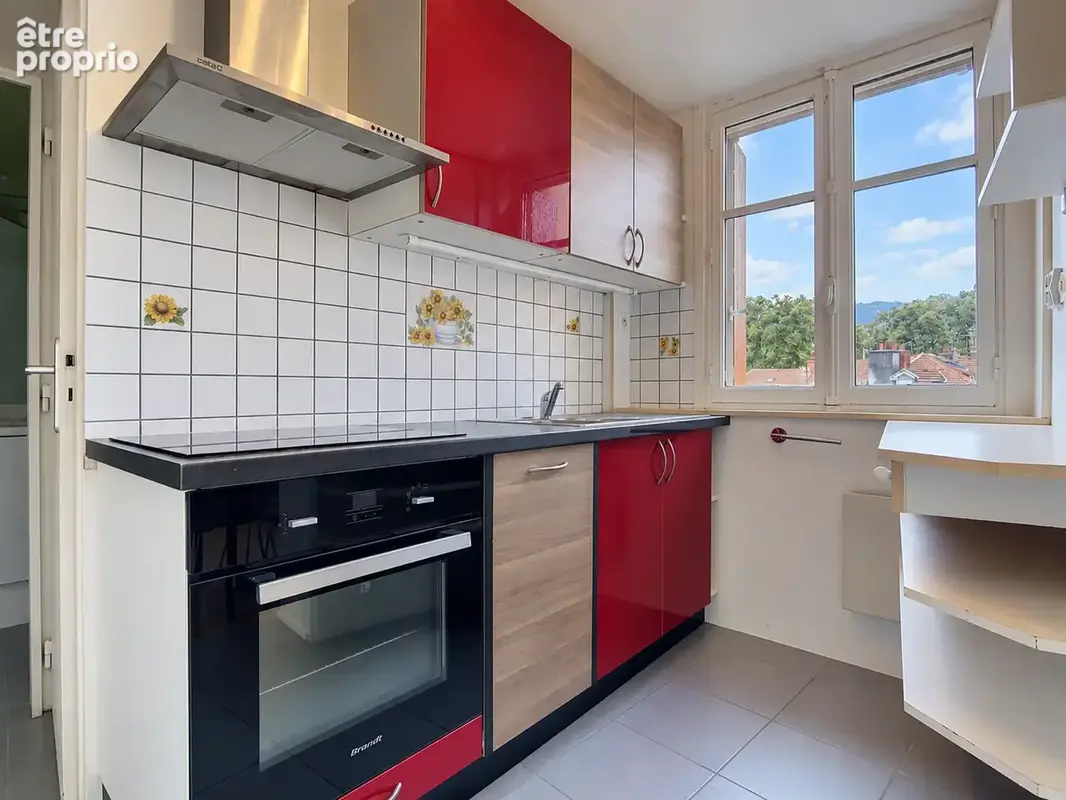 Exclusivité hyper-centre : T2 duplex atypique en dernier étage - photo 3