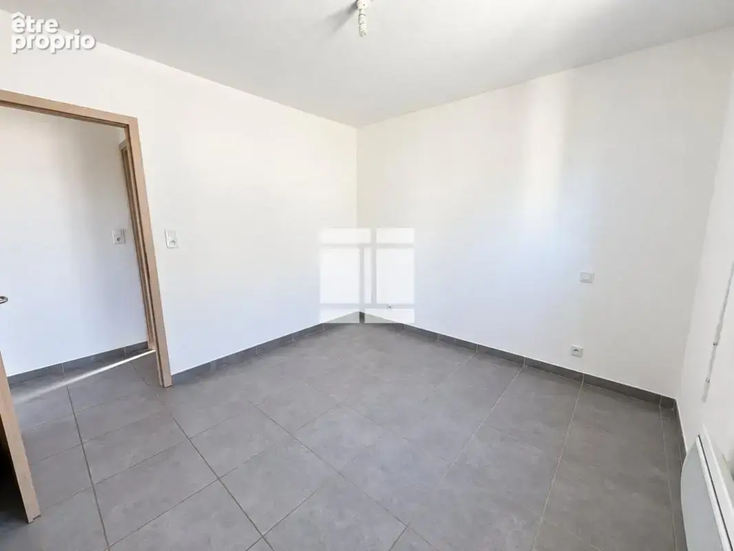 Appartement T2 de 41 m² avec terrasse et parking - photo 11