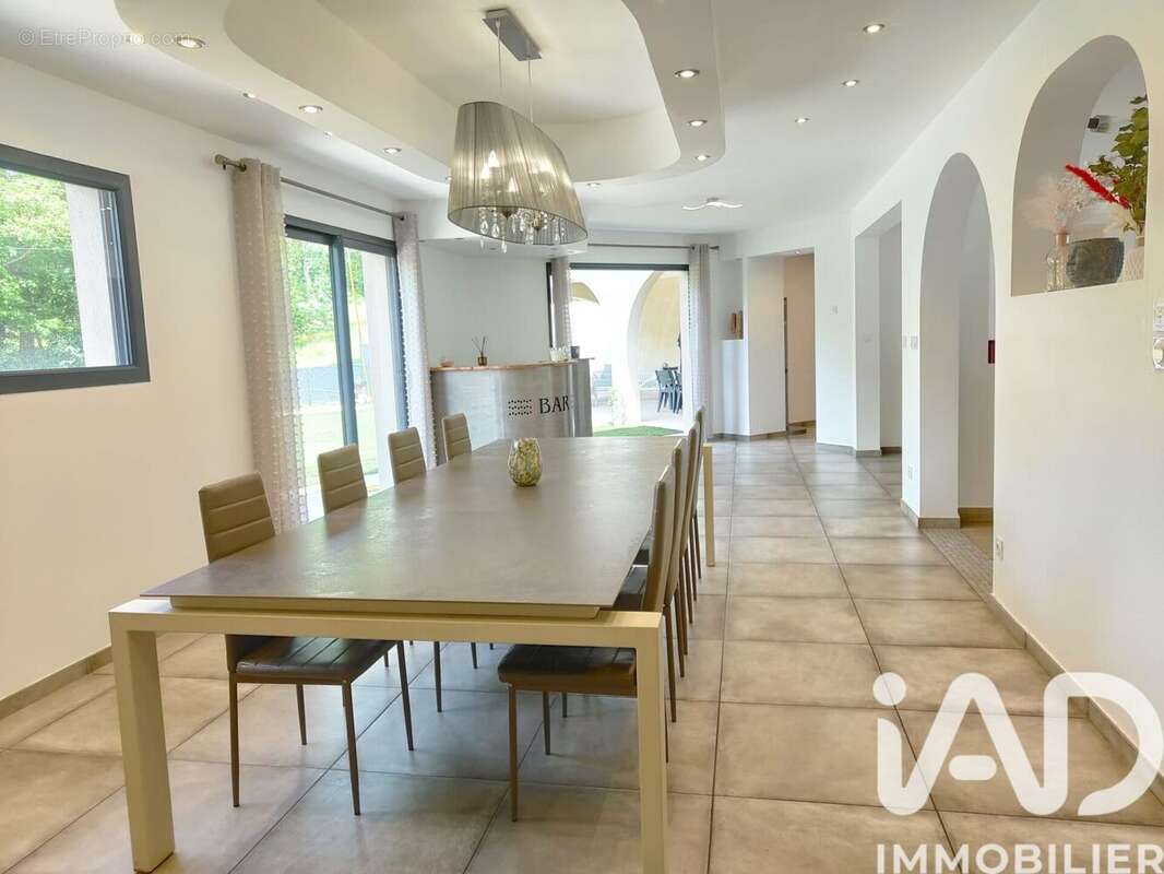 Photo 8 - Maison à SAINT-MARTIN-LA-PLAINE