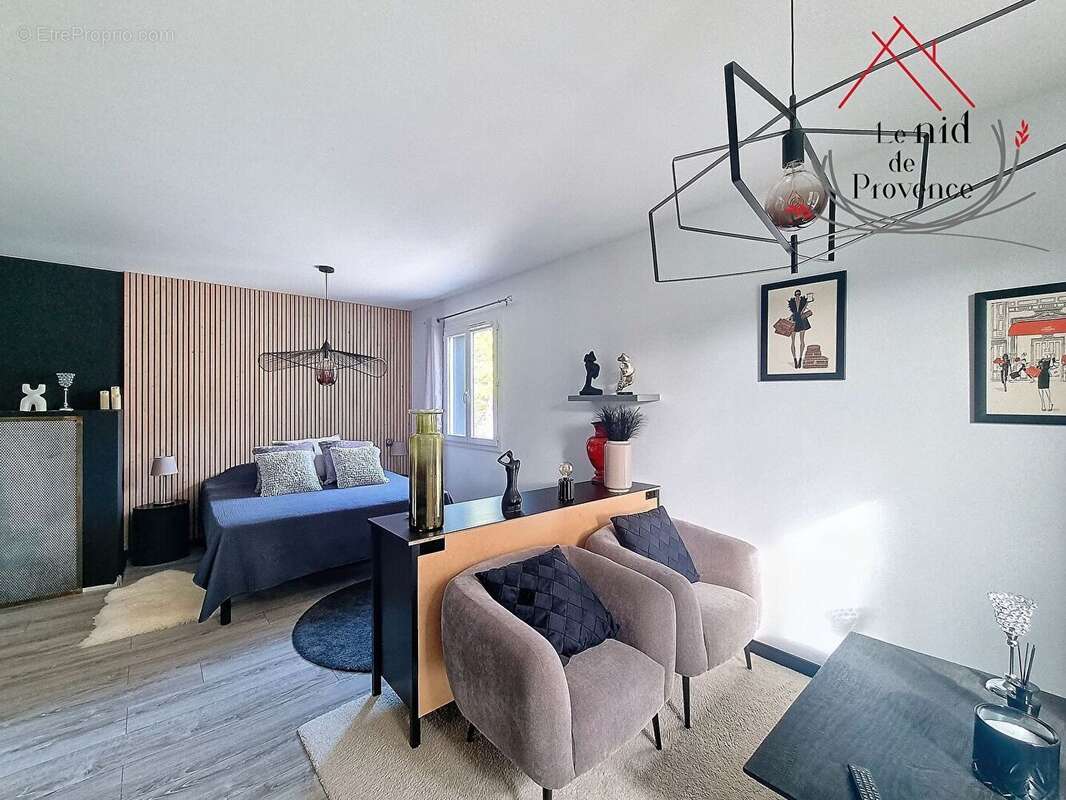 Maison à CABRIERES-D'AVIGNON