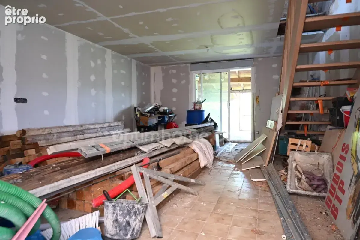 Maison en pierre avec deux logements, terrasse panoramique et potentiel exceptionnel à DOUZILLAC (24) - photo 12