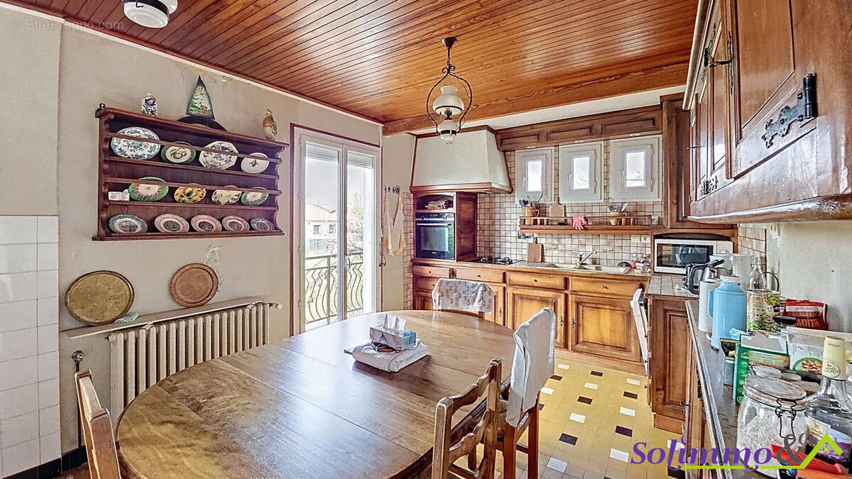 Maison à LES ABRETS