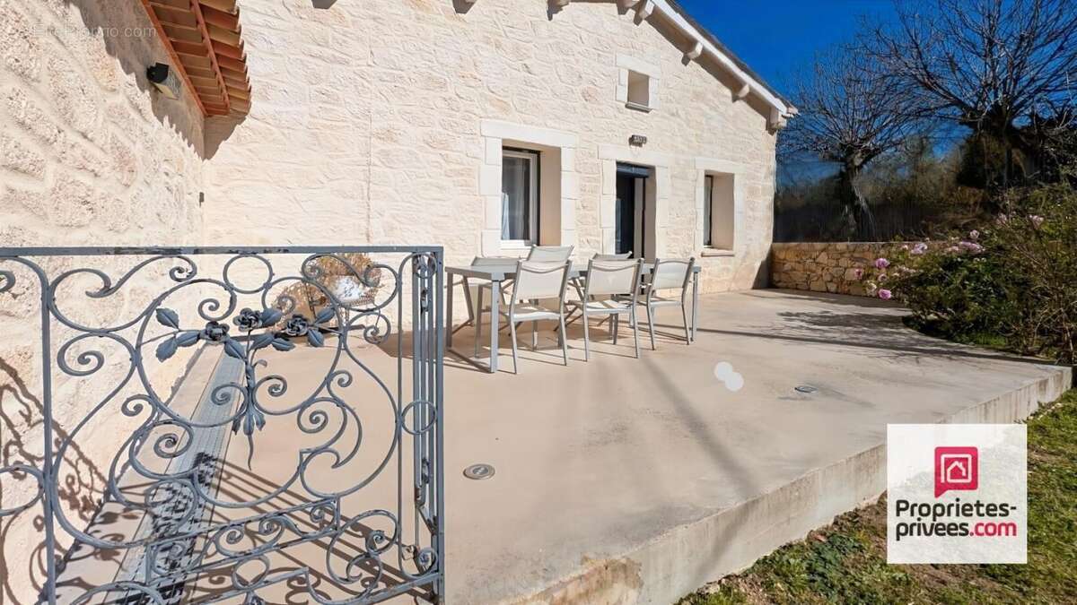 Maison à LA MOTTE