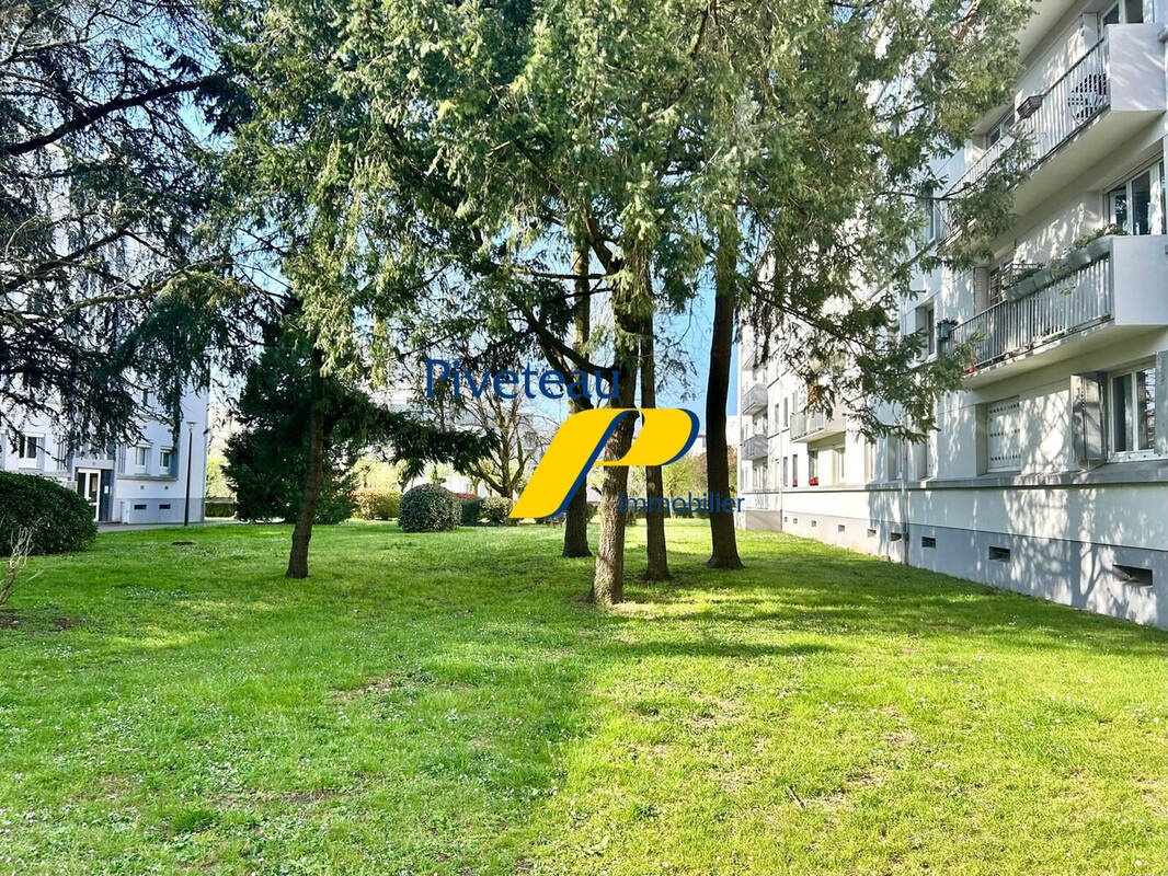 Appartement à SAINT-SEBASTIEN-SUR-LOIRE