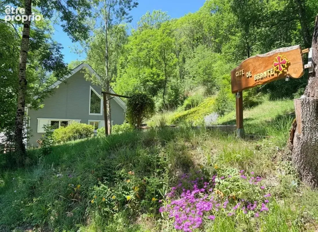 Maison avec gîte, 8 pièces, 176 m² à St-Jean-du-Bruel - photo 4