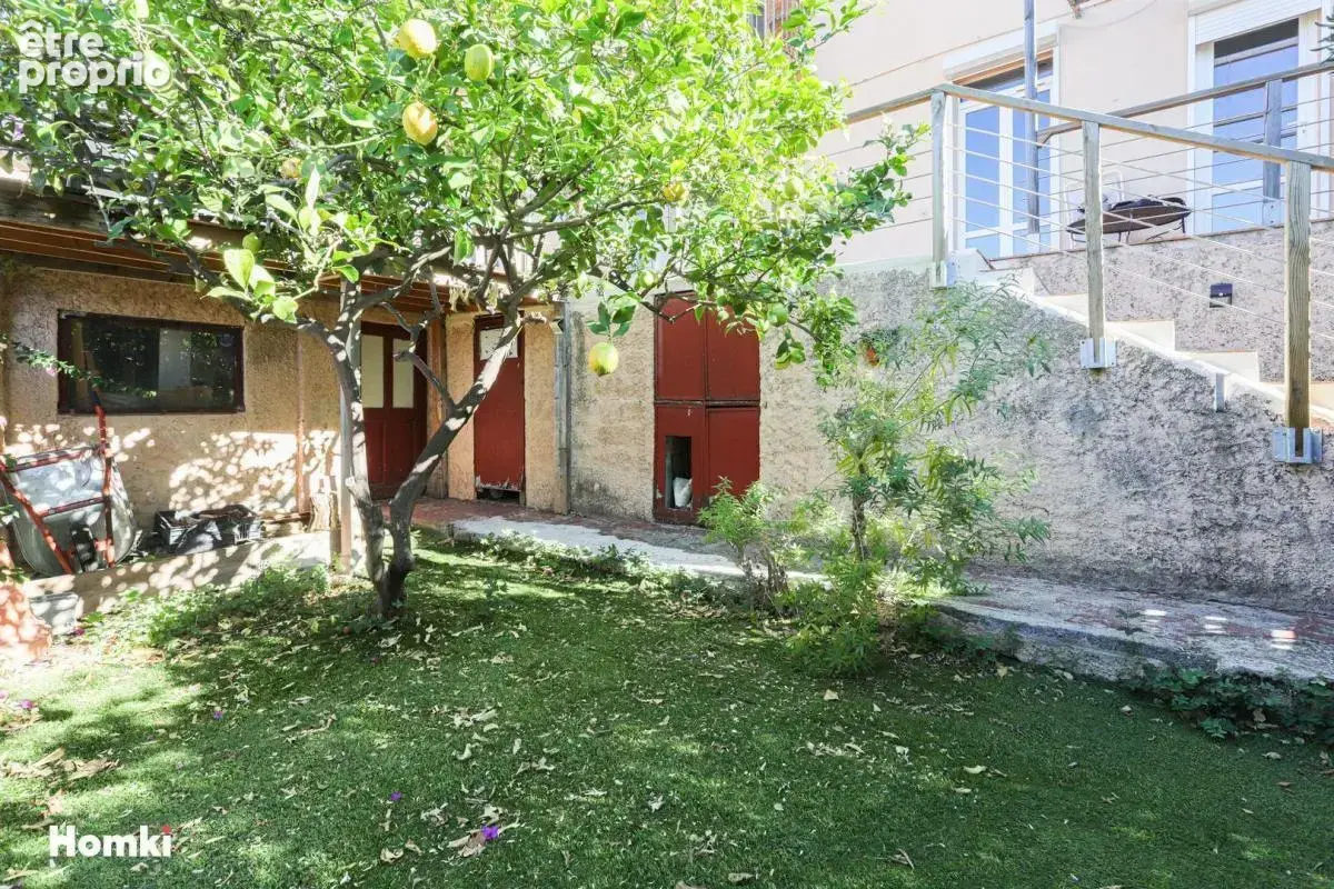 Maison/Villa T4 de 108 m² à Nice 06300 - photo 2