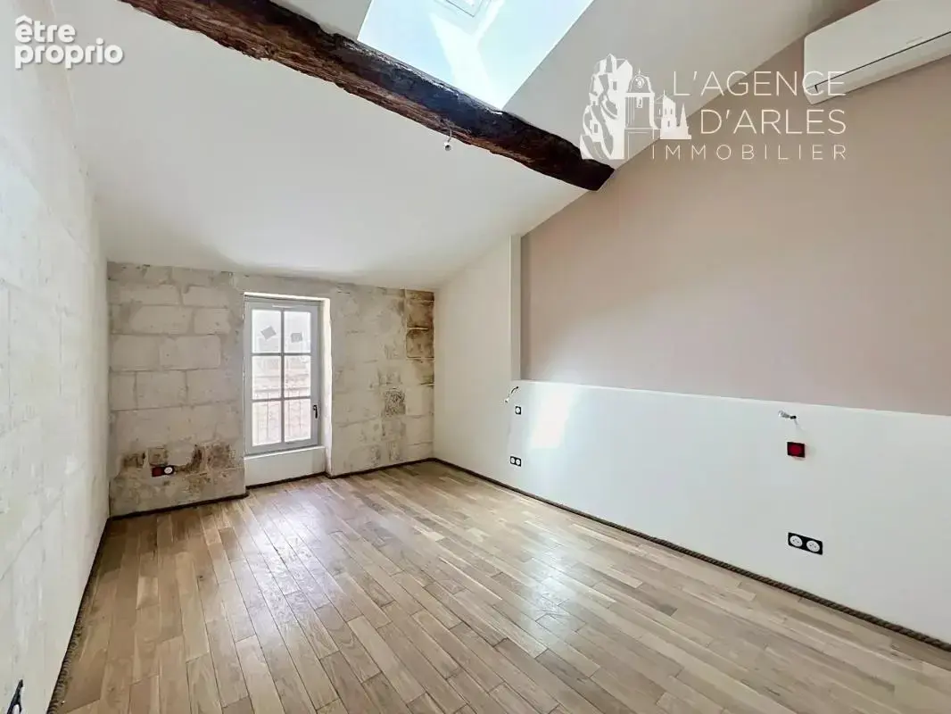Arles - Maison de caractère rénovée au cœur du centre historique - photo 8