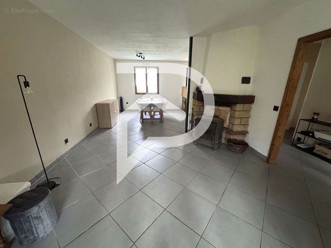 Maison à EZY-SUR-EURE