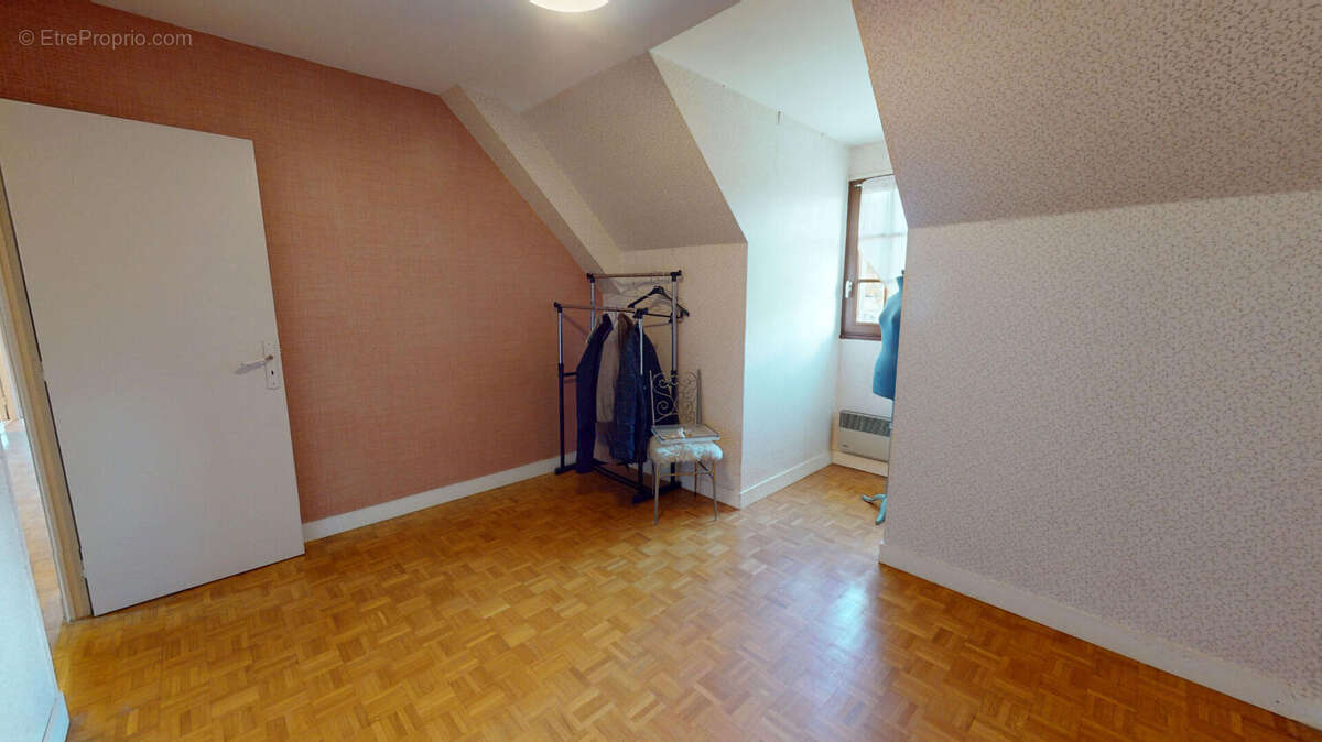 Maison à SAINT-GERMAIN-DU-PUY