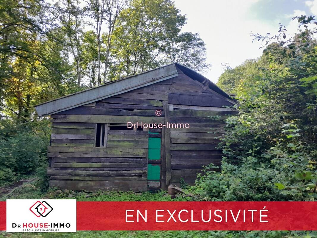 Terrain à BOURBONNE-LES-BAINS