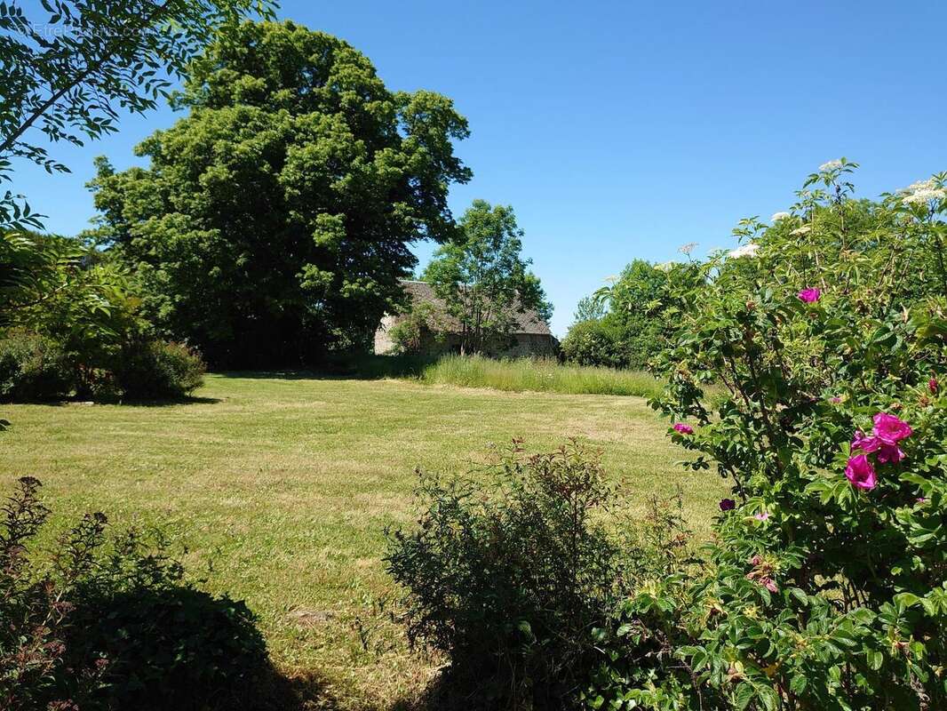 Photo 2 - Maison à SAINT-PRIVAT