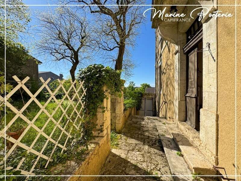 Maison à JEGUN