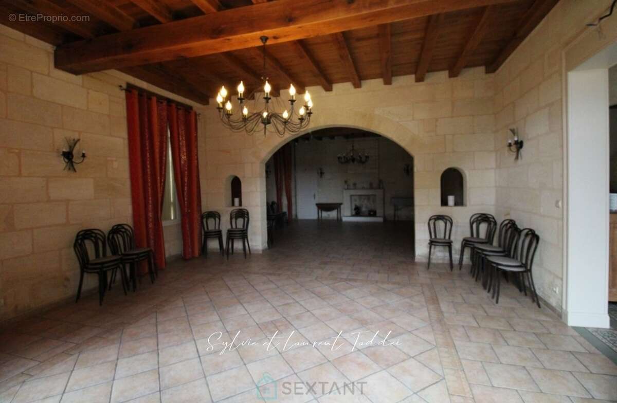 Maison de maitre renovee et outil professionnel cle en main sur plus de 10 hectares - photo 6