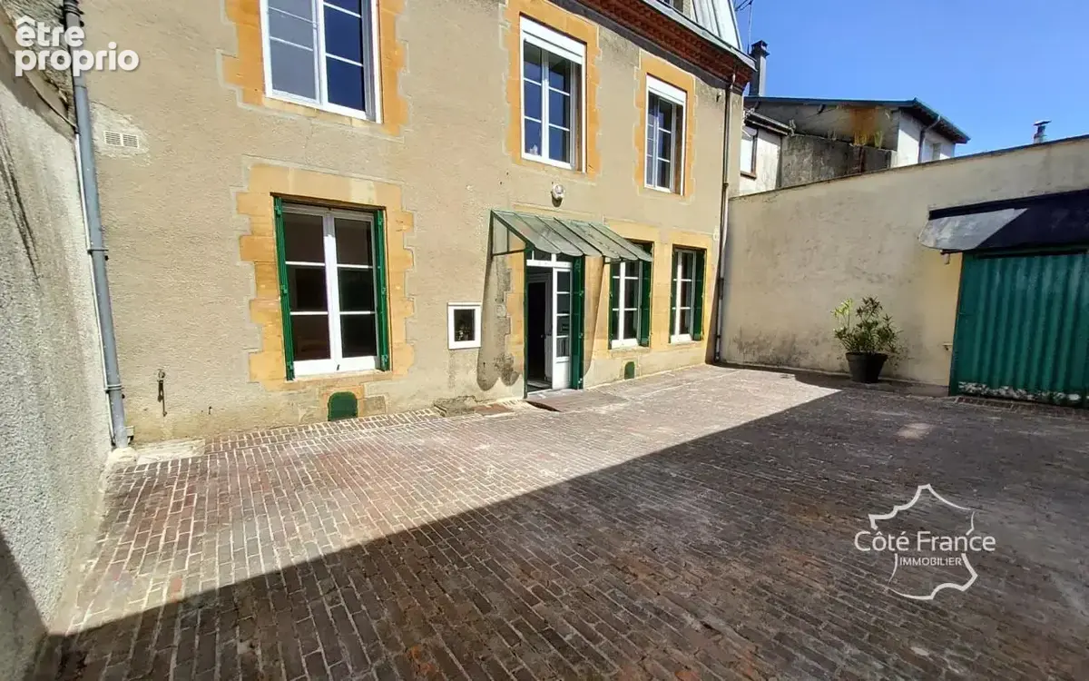 Maison à MONTHERME