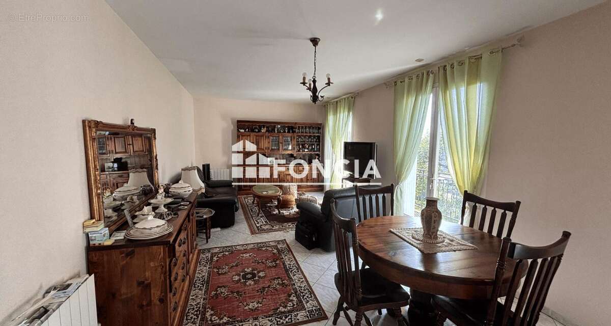 Maison à CHATELLERAULT