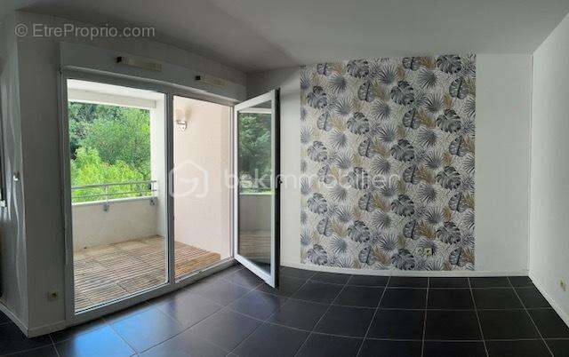 Appartement à PLOMBIERES-LES-DIJON