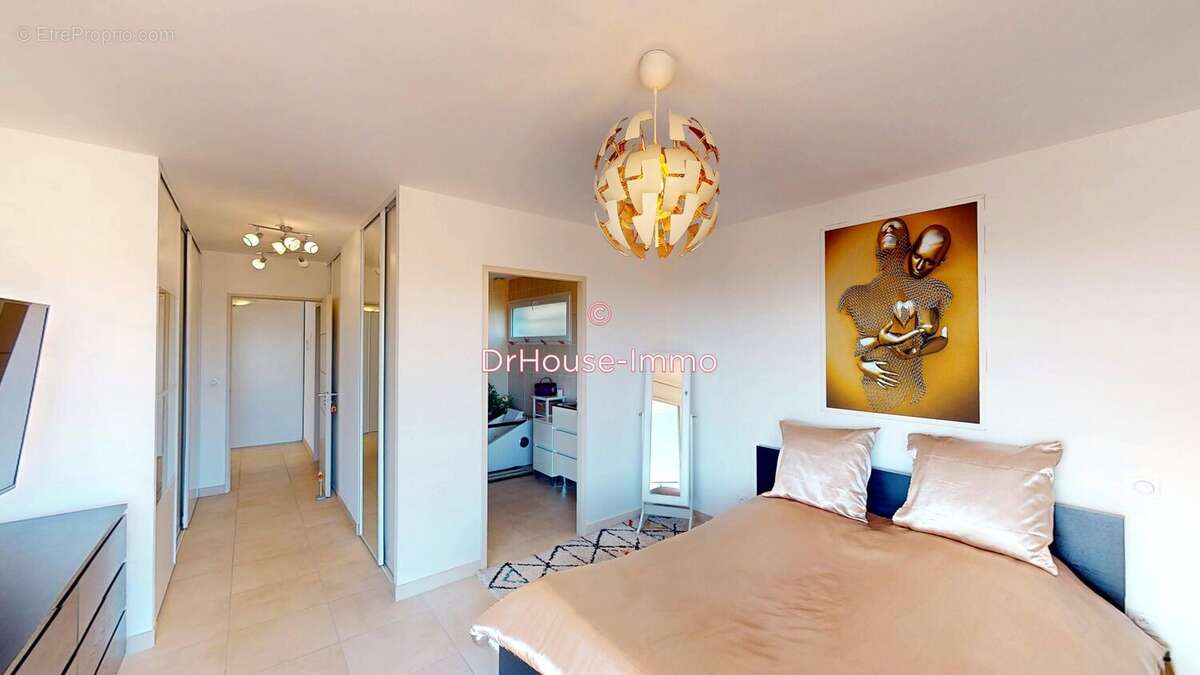 Maison 200 m² à Treilles  - photo 6
