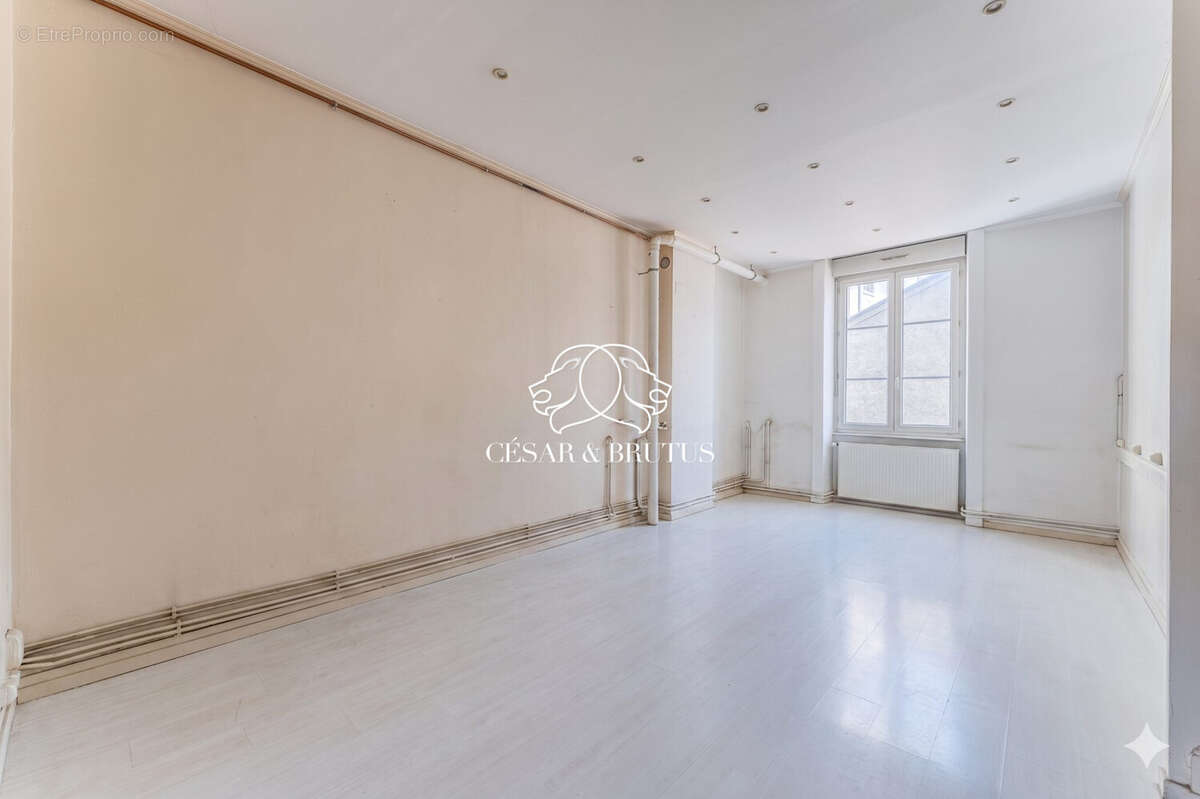 Appartement 62 m² à Lyon-3e  - photo 2