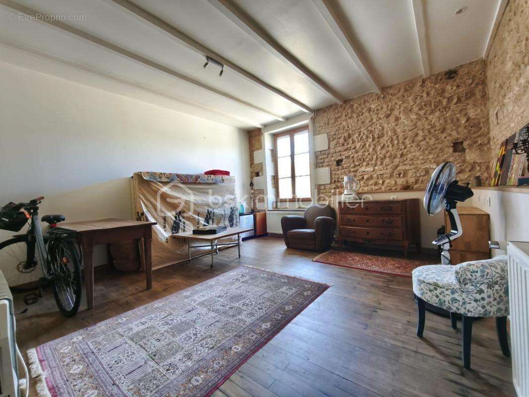 Magnifique maison familiale en pierre - photo 10