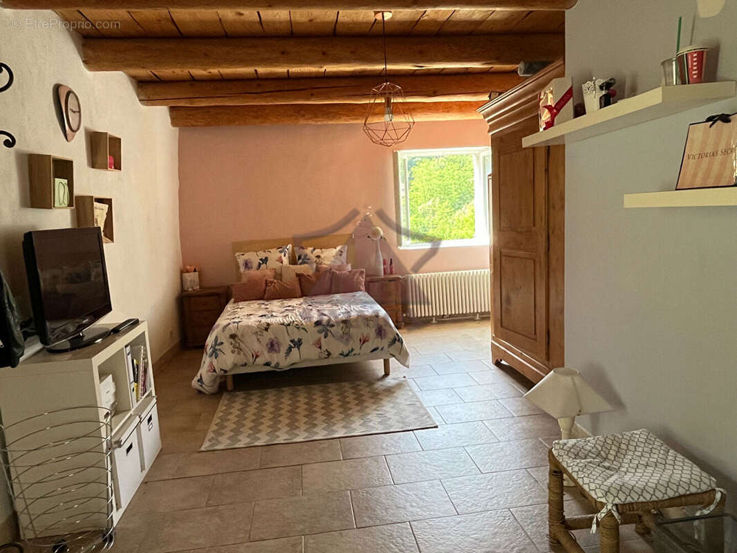 Maison à ROBIAC-ROCHESSADOULE