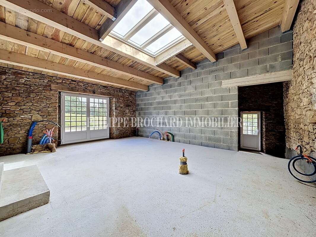 Maison 155 m² à La Roche-Sur-Yon  - photo 6