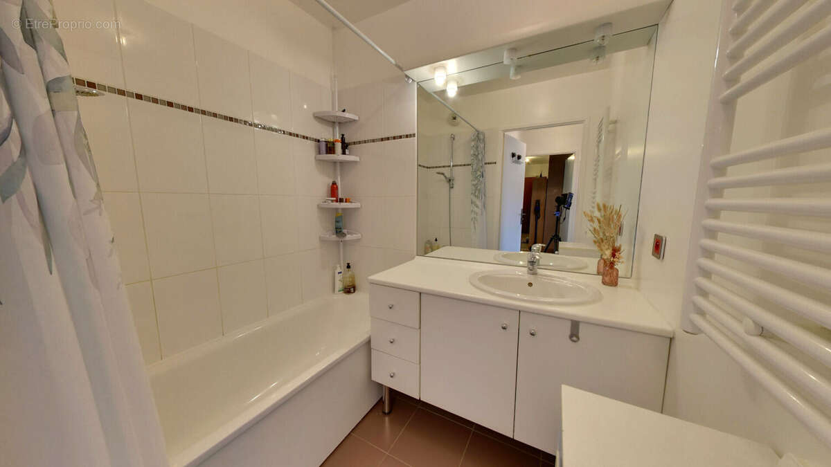 Appartement à ROISSY-EN-BRIE