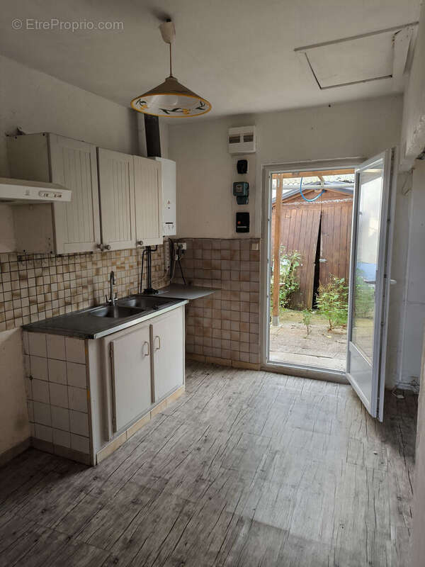 Maison 62 m² à Roumazieres-Loubert  - photo 4