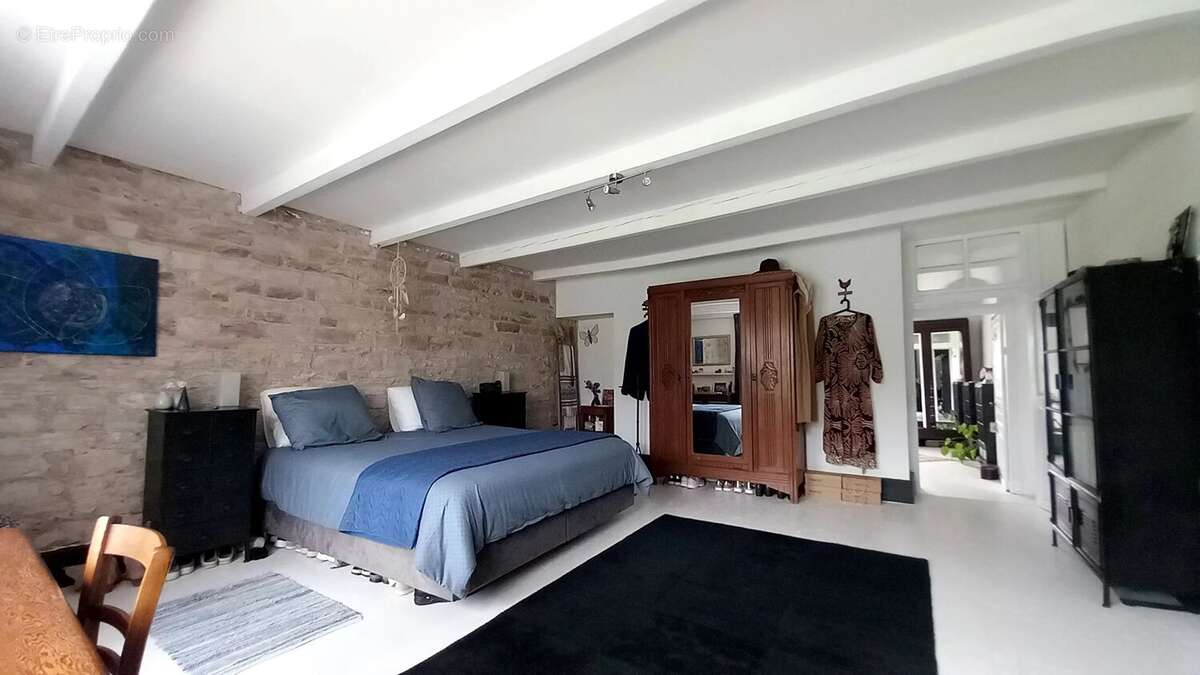 Maison à REGNEVELLE