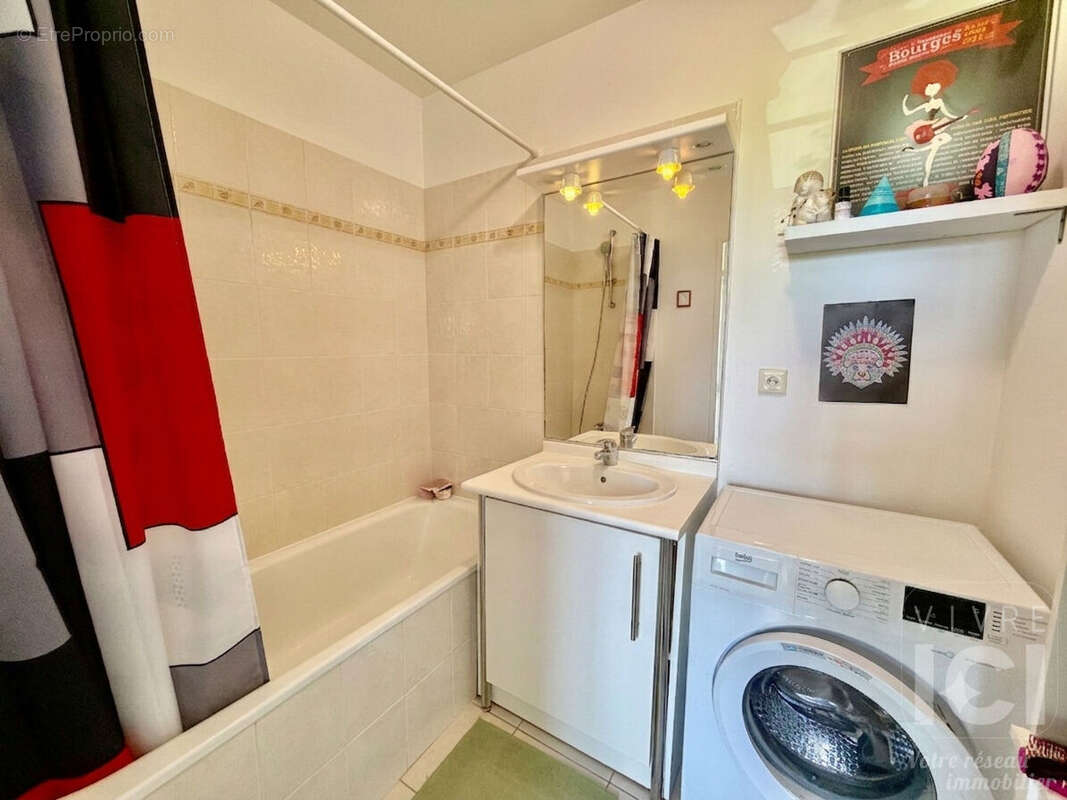 Appartement à TREILLIERES