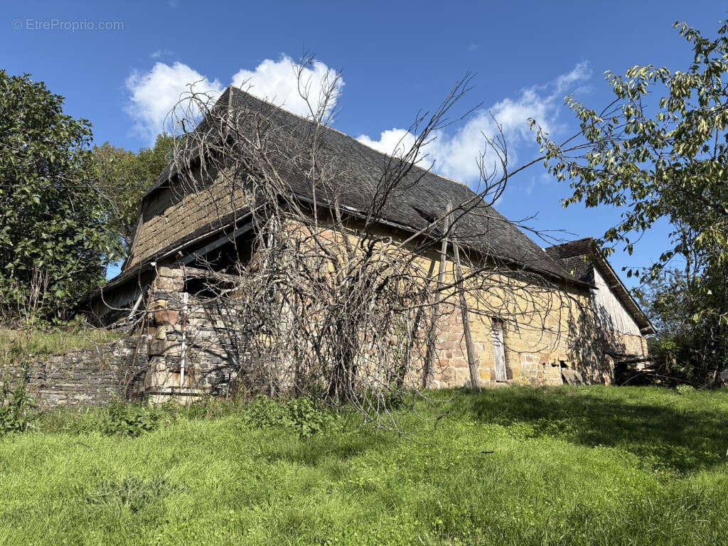 Maison à SAINT-AULAIRE