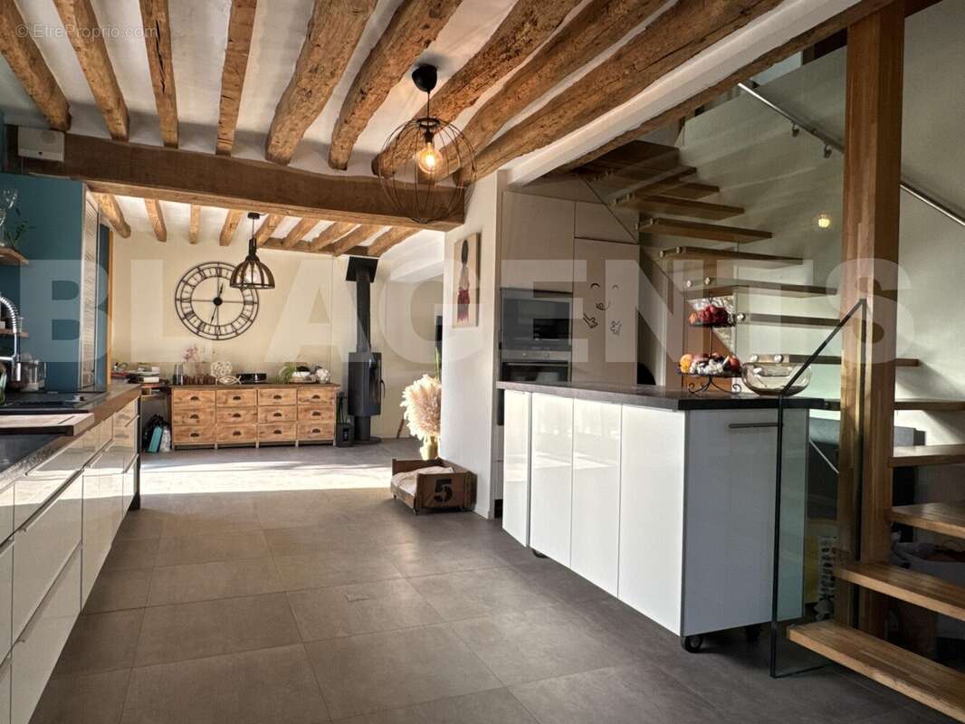 image00004 - Maison à VOULANGIS