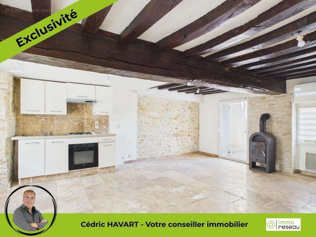 Maison à THENAY