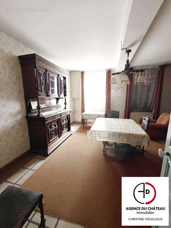 Maison à LES BORDES