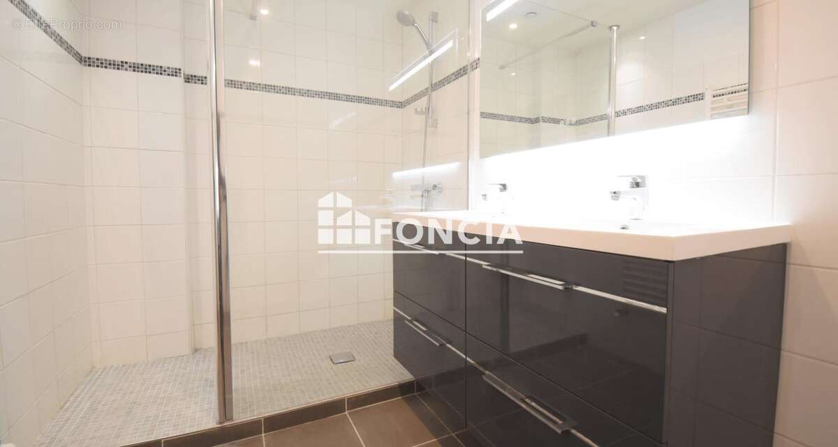 Maison à SAINT-XANDRE