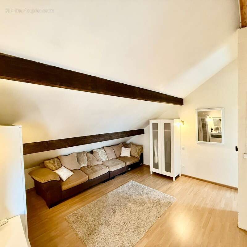 Maison à LEMBEYE