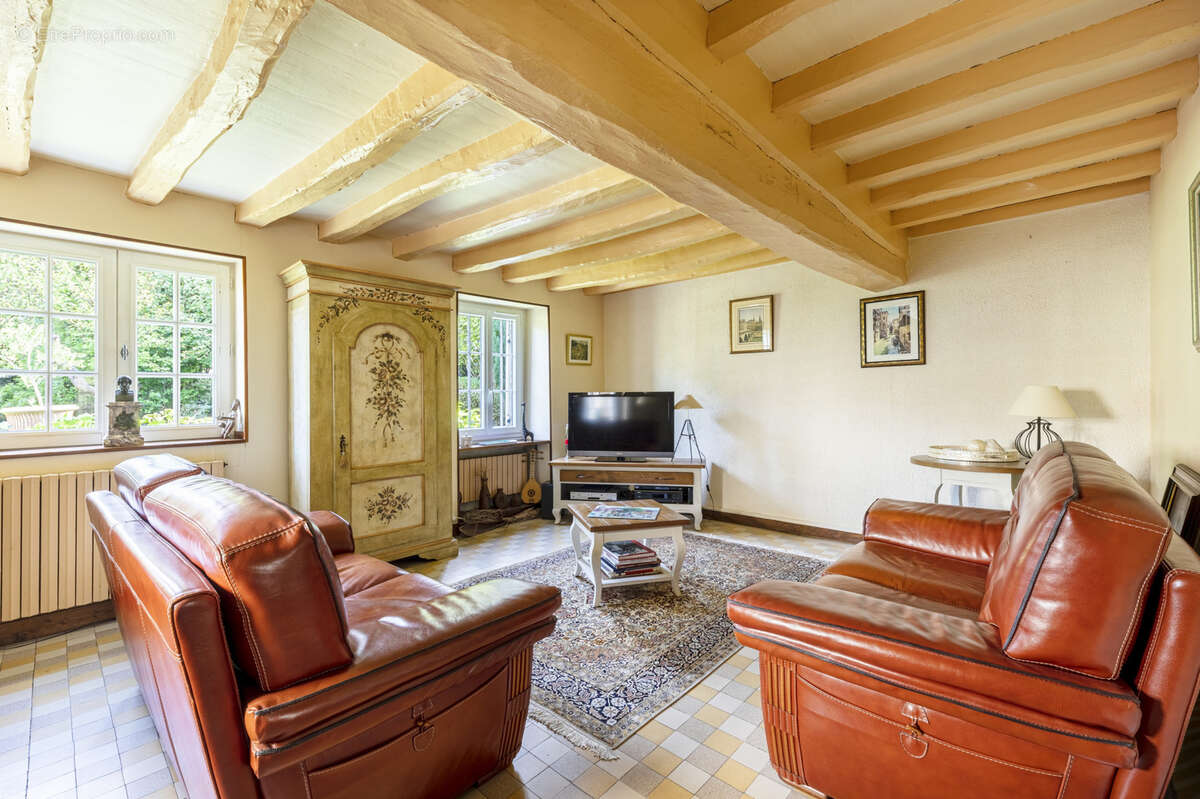 Maison à ARNOUVILLE-LES-MANTES