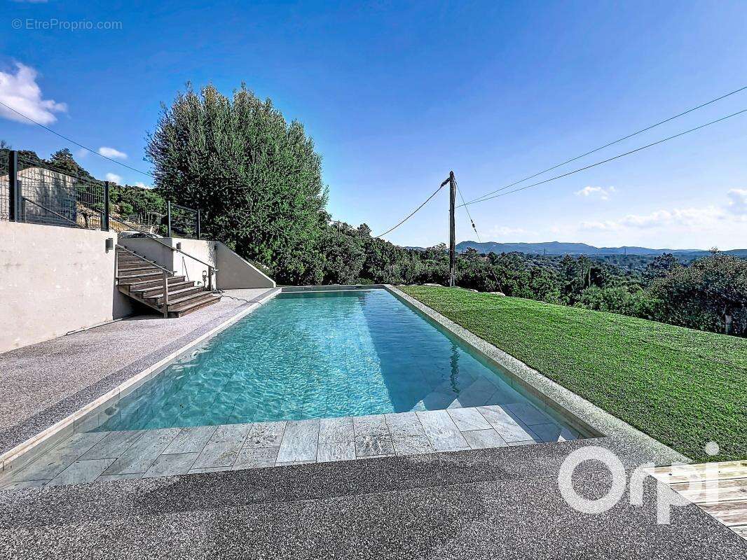 Maison à PORTO-VECCHIO