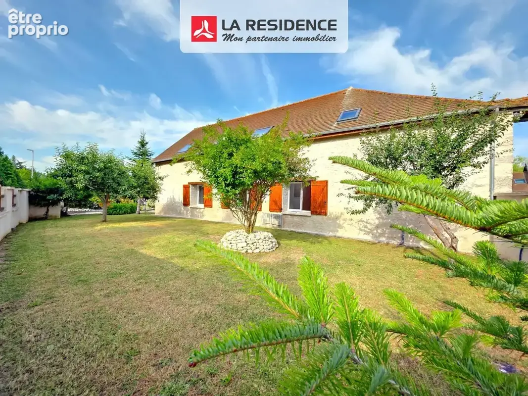 Photo Maison à Anet au prix de 398 000€