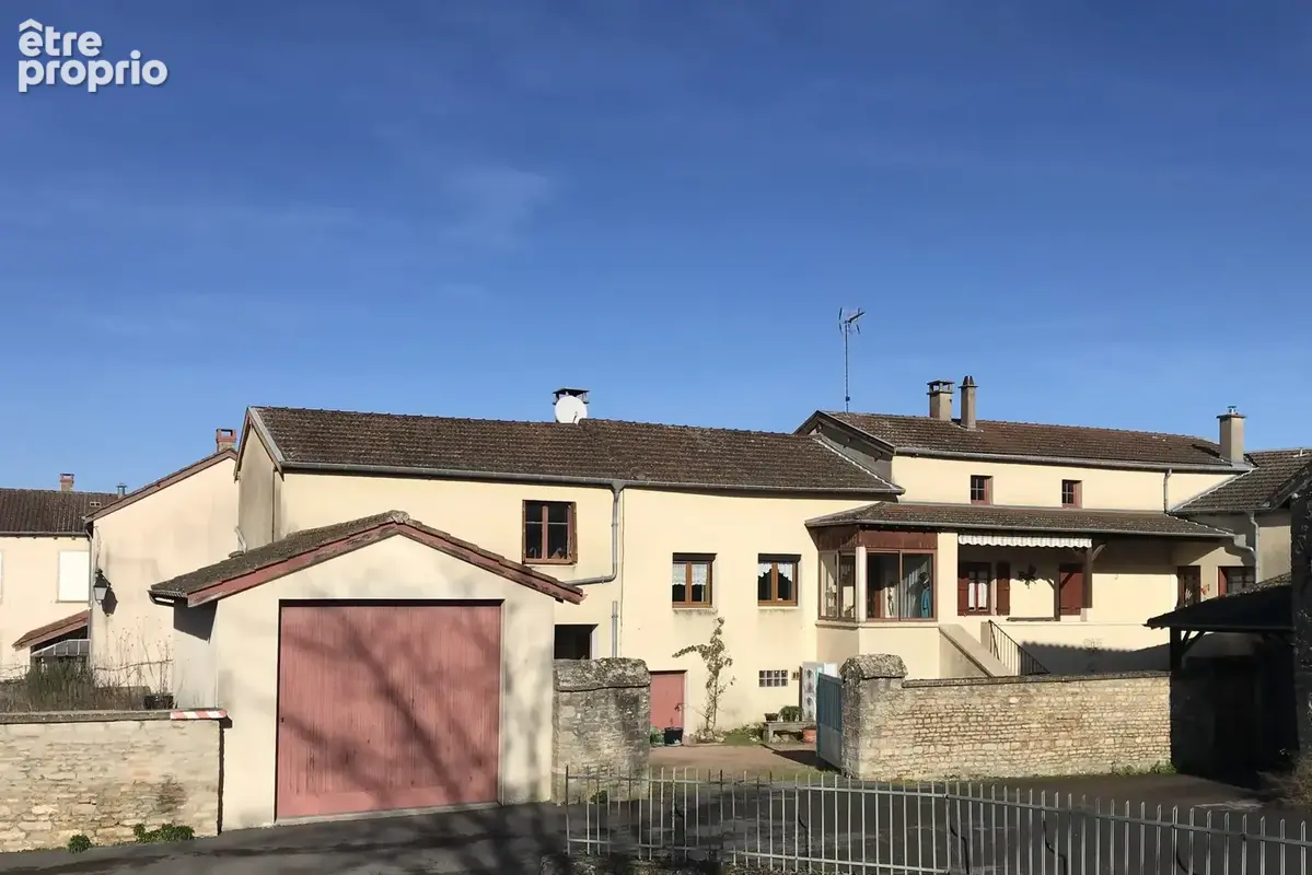 Maison 112 m² à Ige  - photo 4