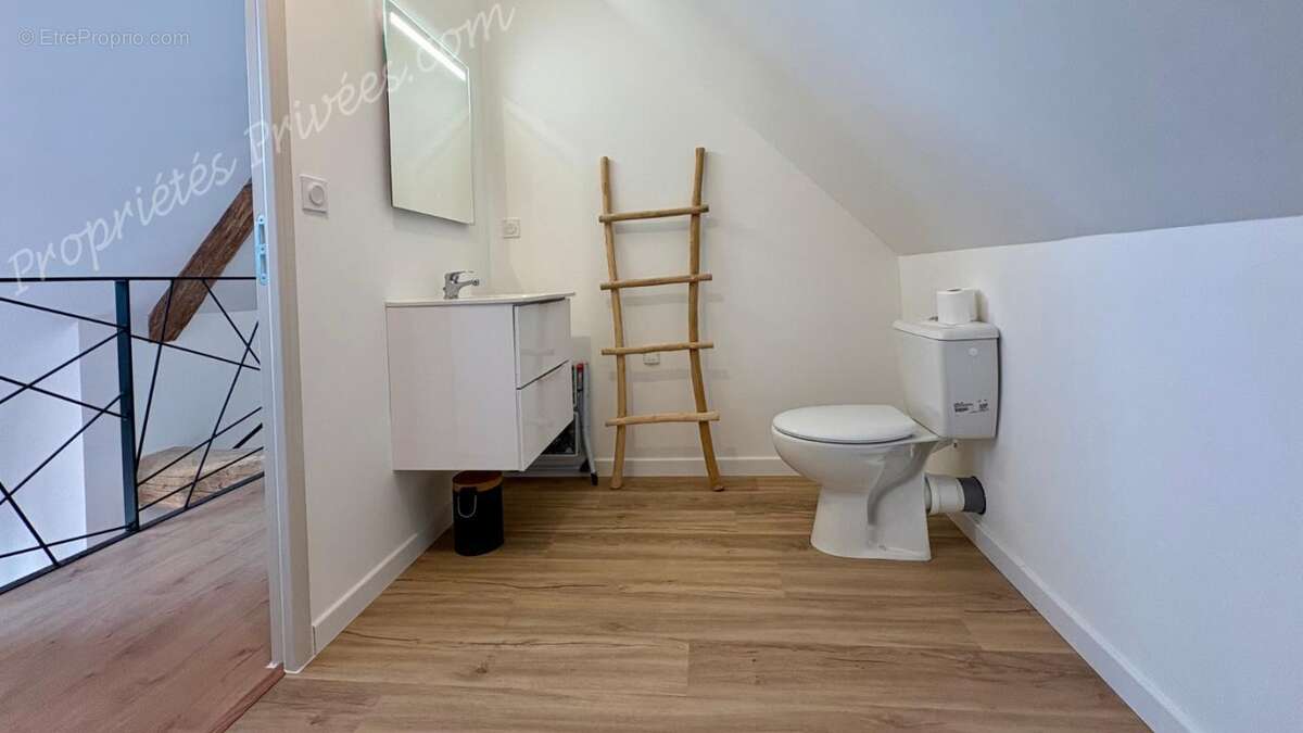 Maison à SAINT-CLAUDE-DE-DIRAY