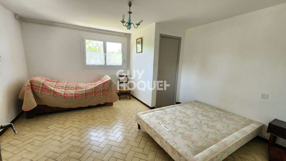 Maison à COLAYRAC-SAINT-CIRQ