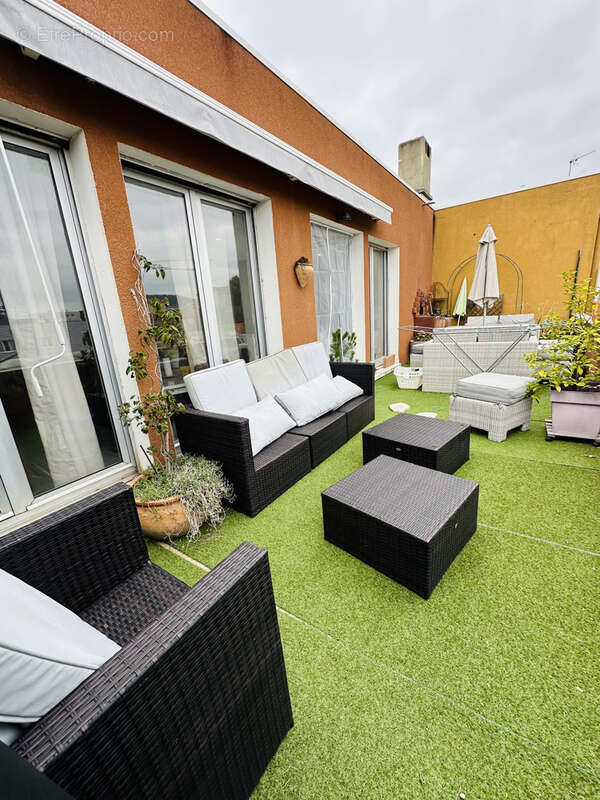 Appartement à BRIVES-CHARENSAC